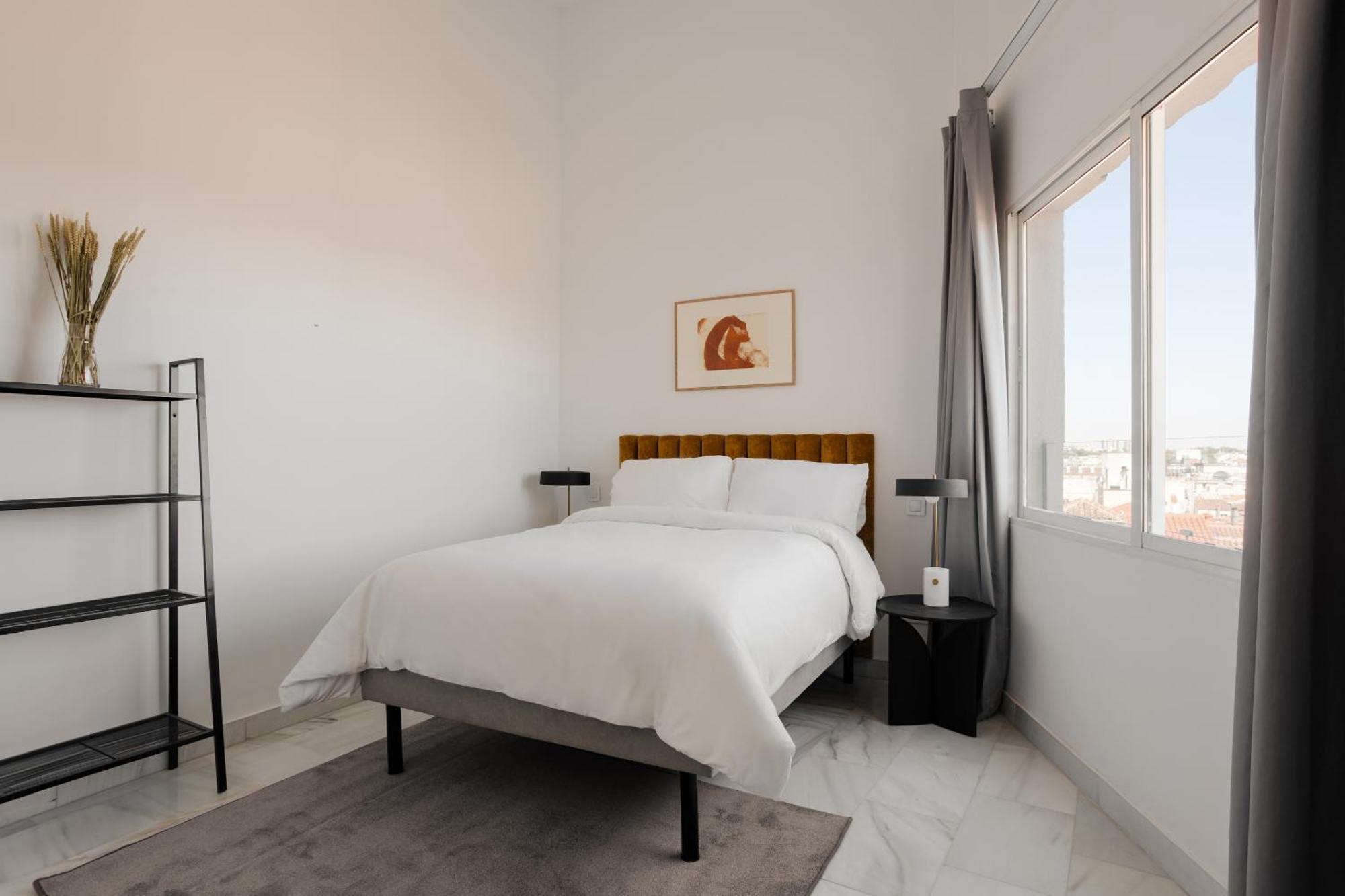 Sonder Santa Ana Aparthotel Madrid Luaran gambar
